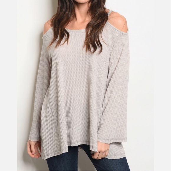 ☀️LAST3️⃣//ICE GRAY WAFFLE COLD SHOULDER TOP - Picture 3 of 9